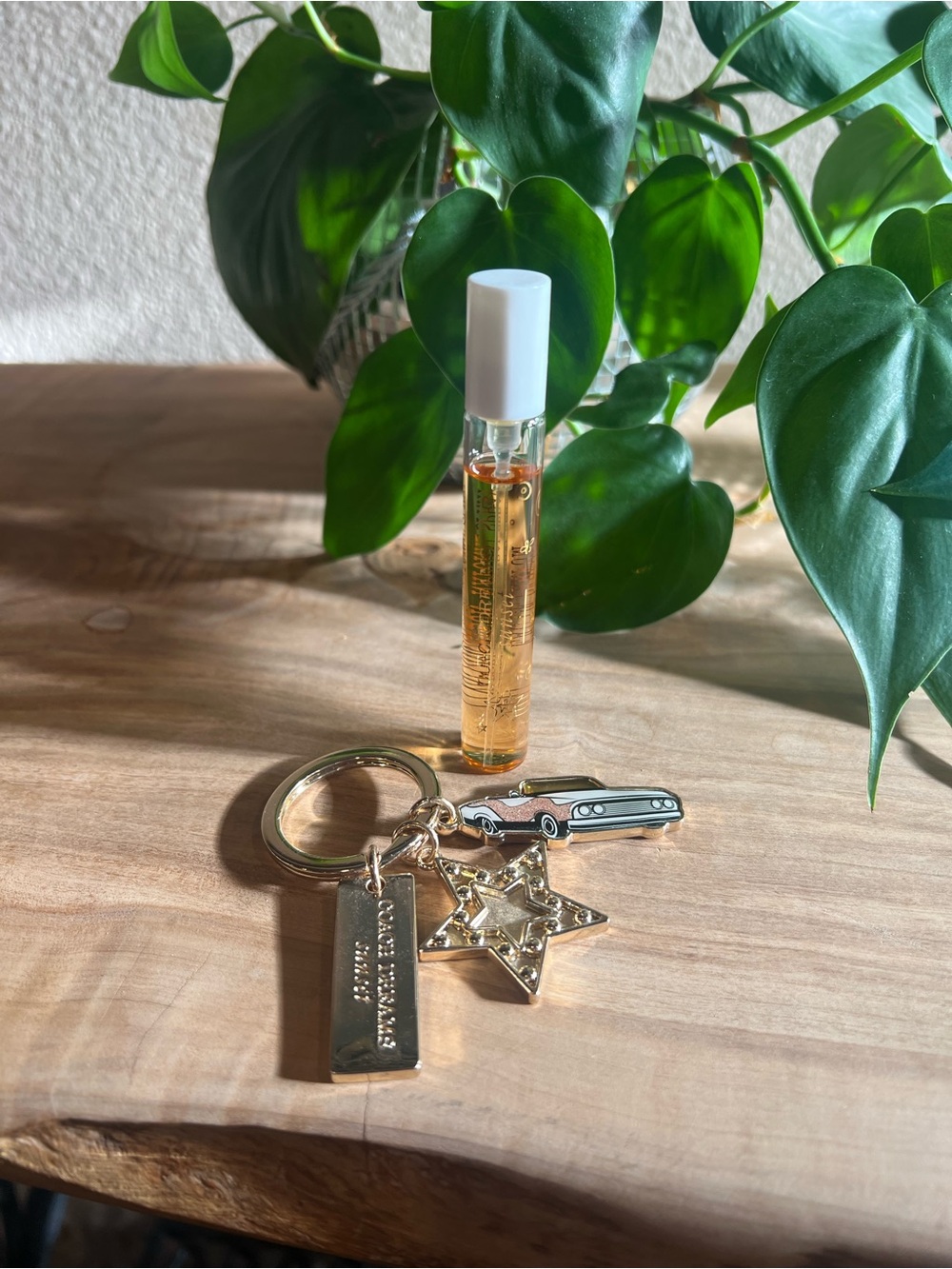 Coach Dreams Sunset Travel Perfume with Gold Keychain
